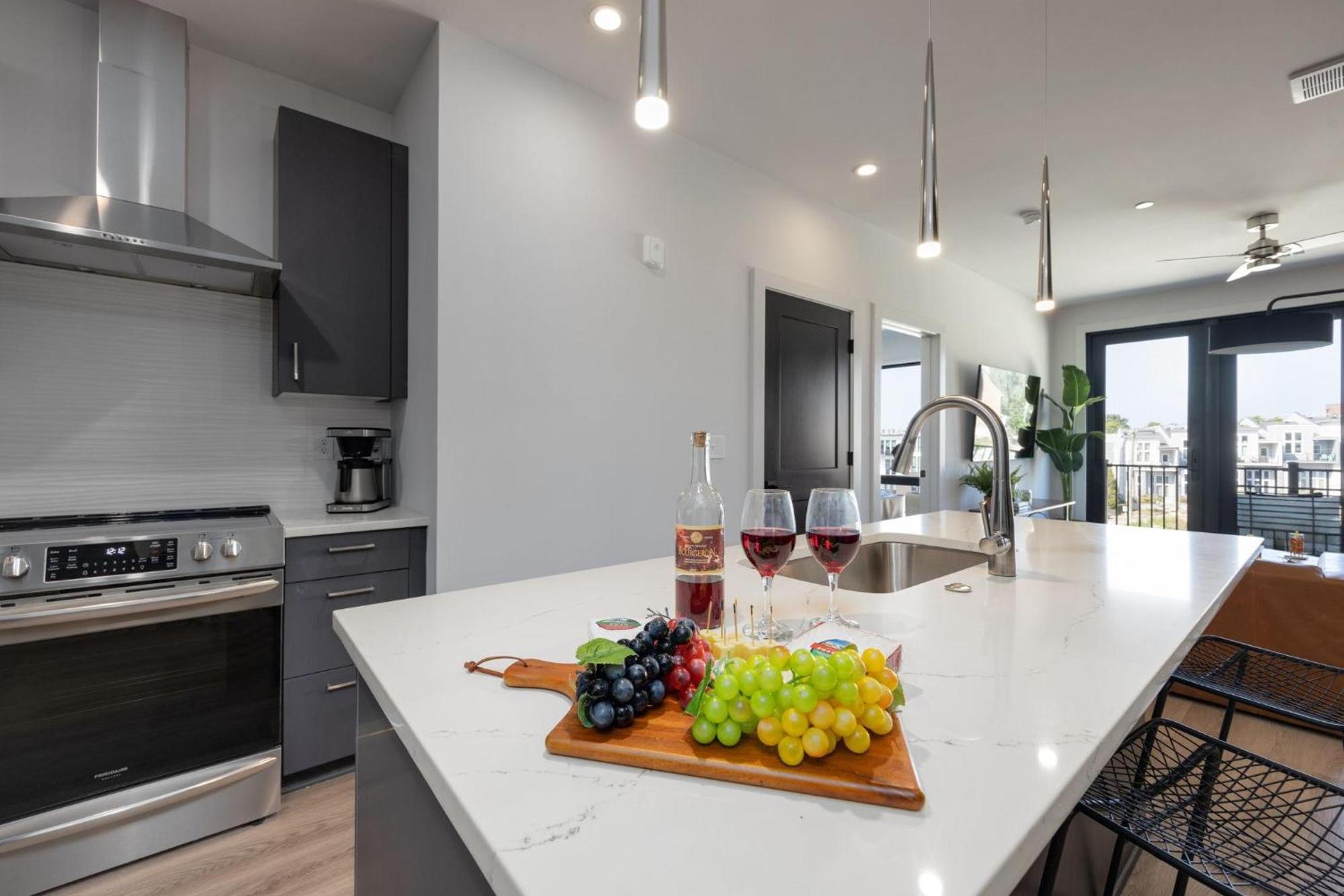 Groove - Odyssey - Heart Of Midtown Holiday home